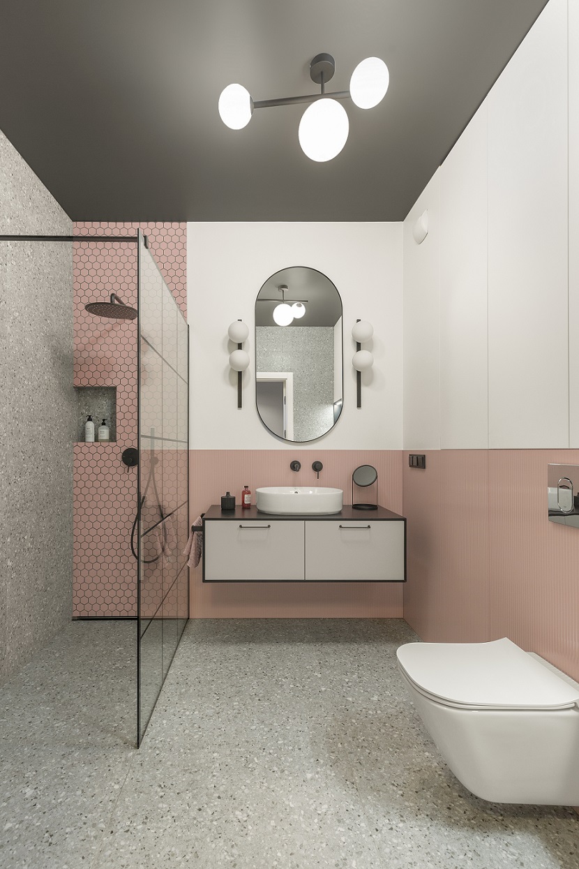 Sufit industrialny w&nbsp;łazience